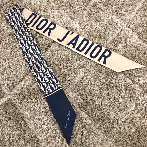 Dior Oblique Mitzah Scarf - Picture 2 of 3